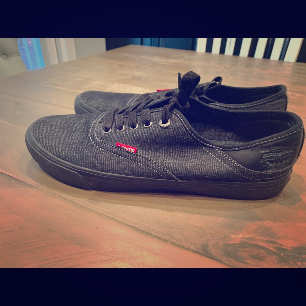 Levi Low Top casual shoes
